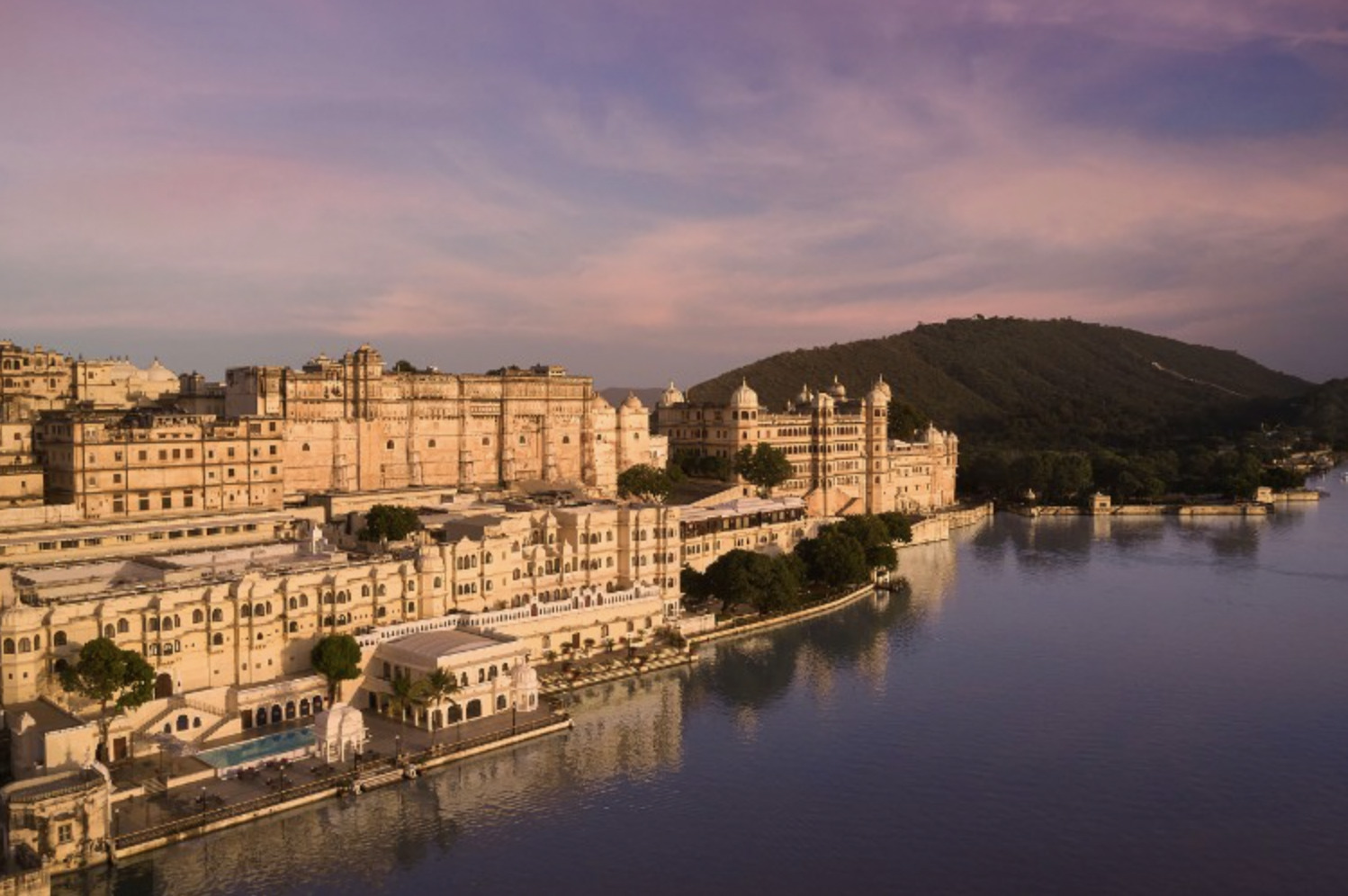 Taj Fateh Prakash Palace